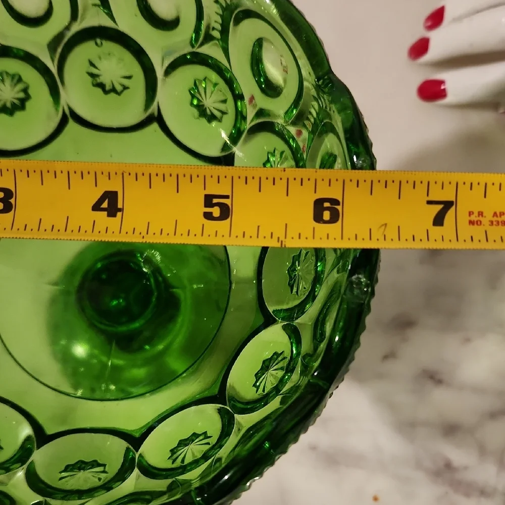 Vintage | L E Smith Moon & Stars Green Glass Pededtal Compote Bowl - Picture 3 of 6